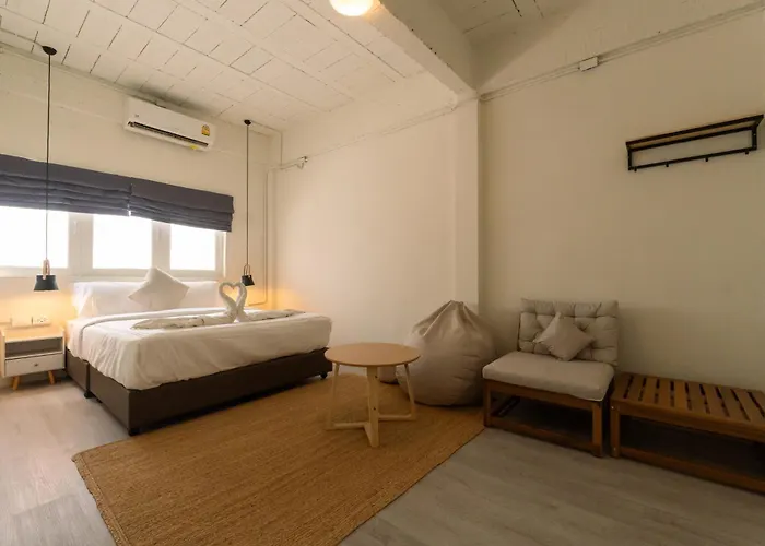 Albergue Bodega Soi 23 (adults Only)
